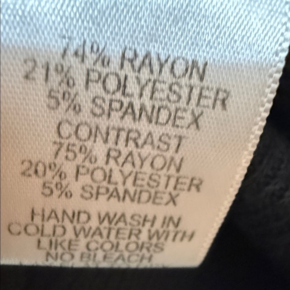 Gibson Classic Black V-Neck Sweater - Picture 4 of 8